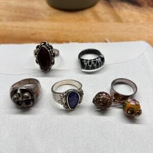 Lot of 5 Misc Rings Costume Cloisonné Silver Fleur De Lis as pictured